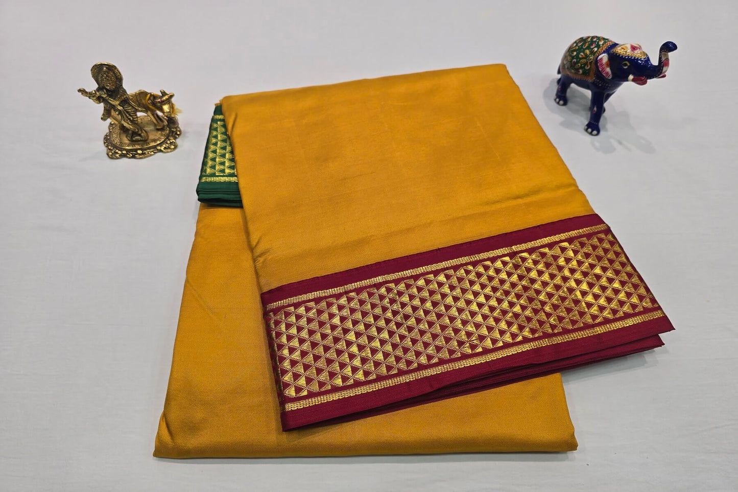 Ten yards silk saree SS4001