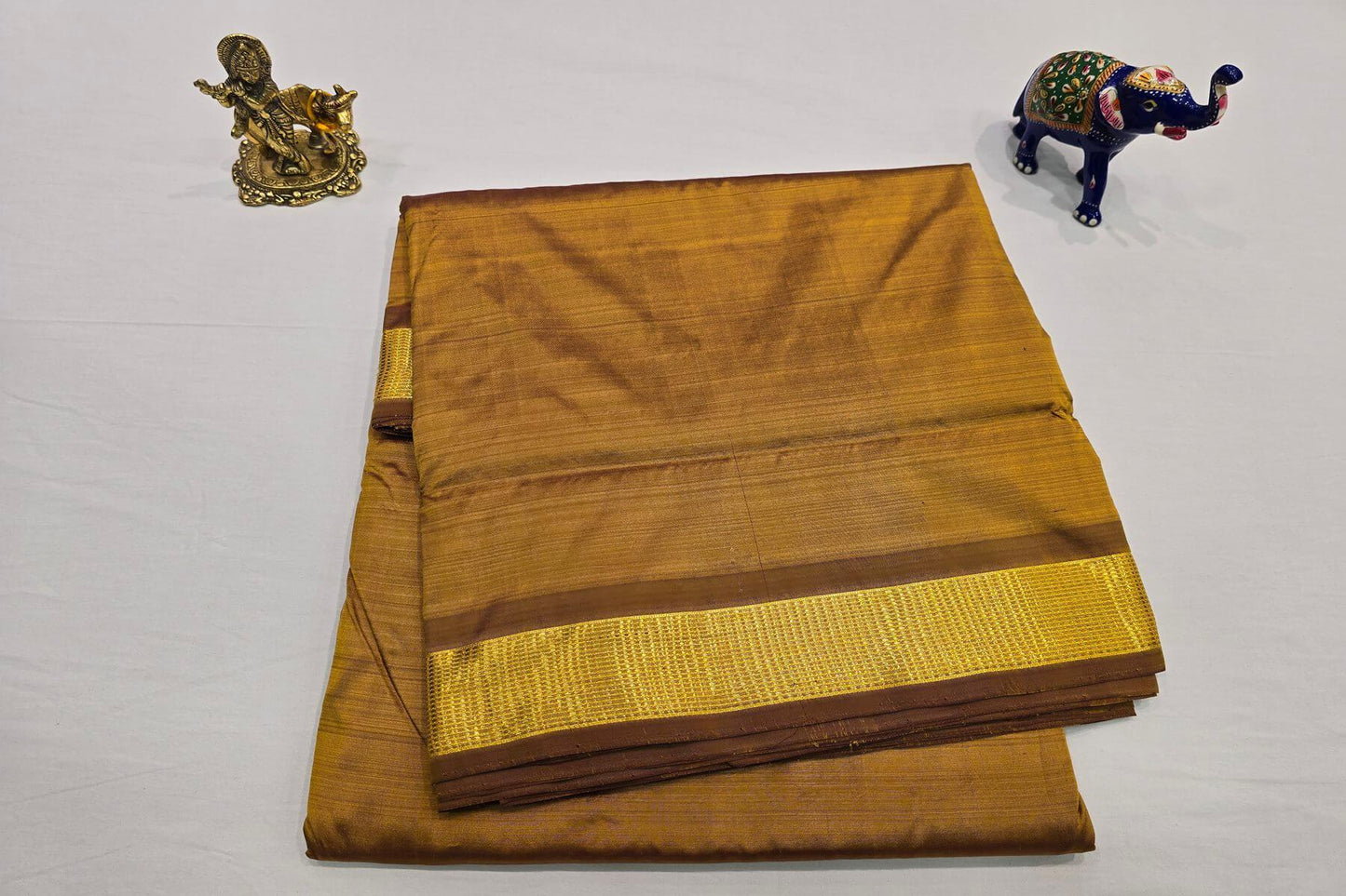 Ten yards silk saree SS4025