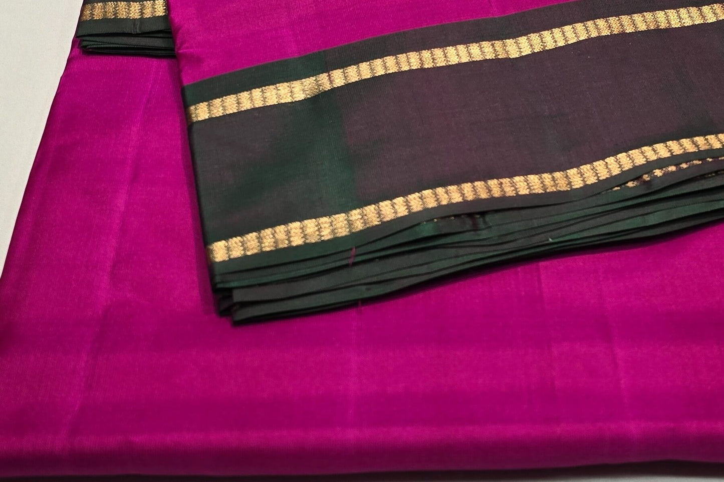 Nine and a half Yards Silk Saree AC1383