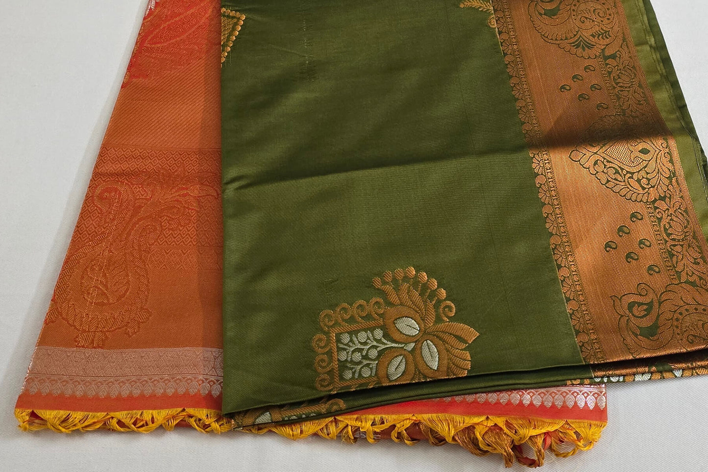 Dual Tone of Green and Yellow Semi silk saree SS5417
