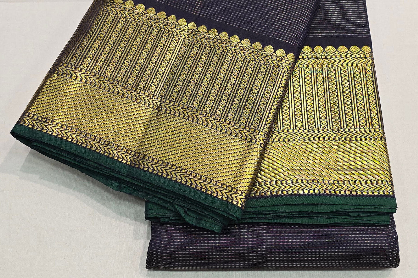 Navy Blue Vaira Oosi Kanjivaram Silk Saree SS5839