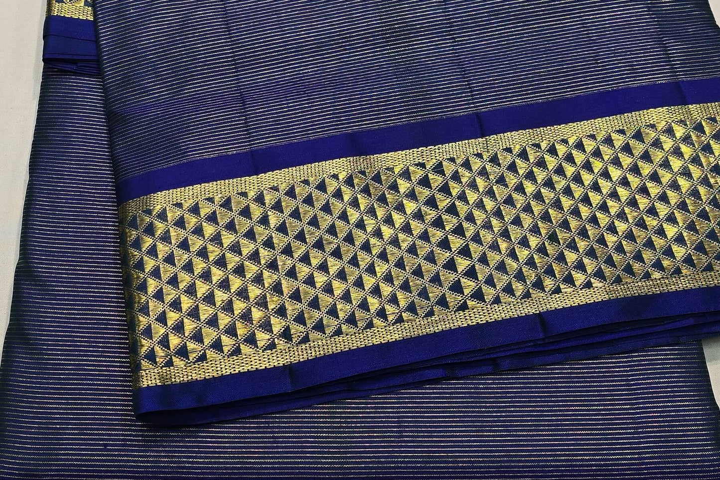 Navy blue Ten yards silk saree SS5864