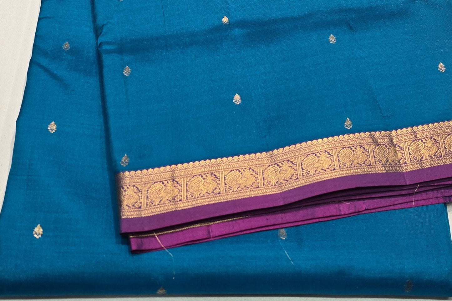 Nine and a half yards silk saree AC1565