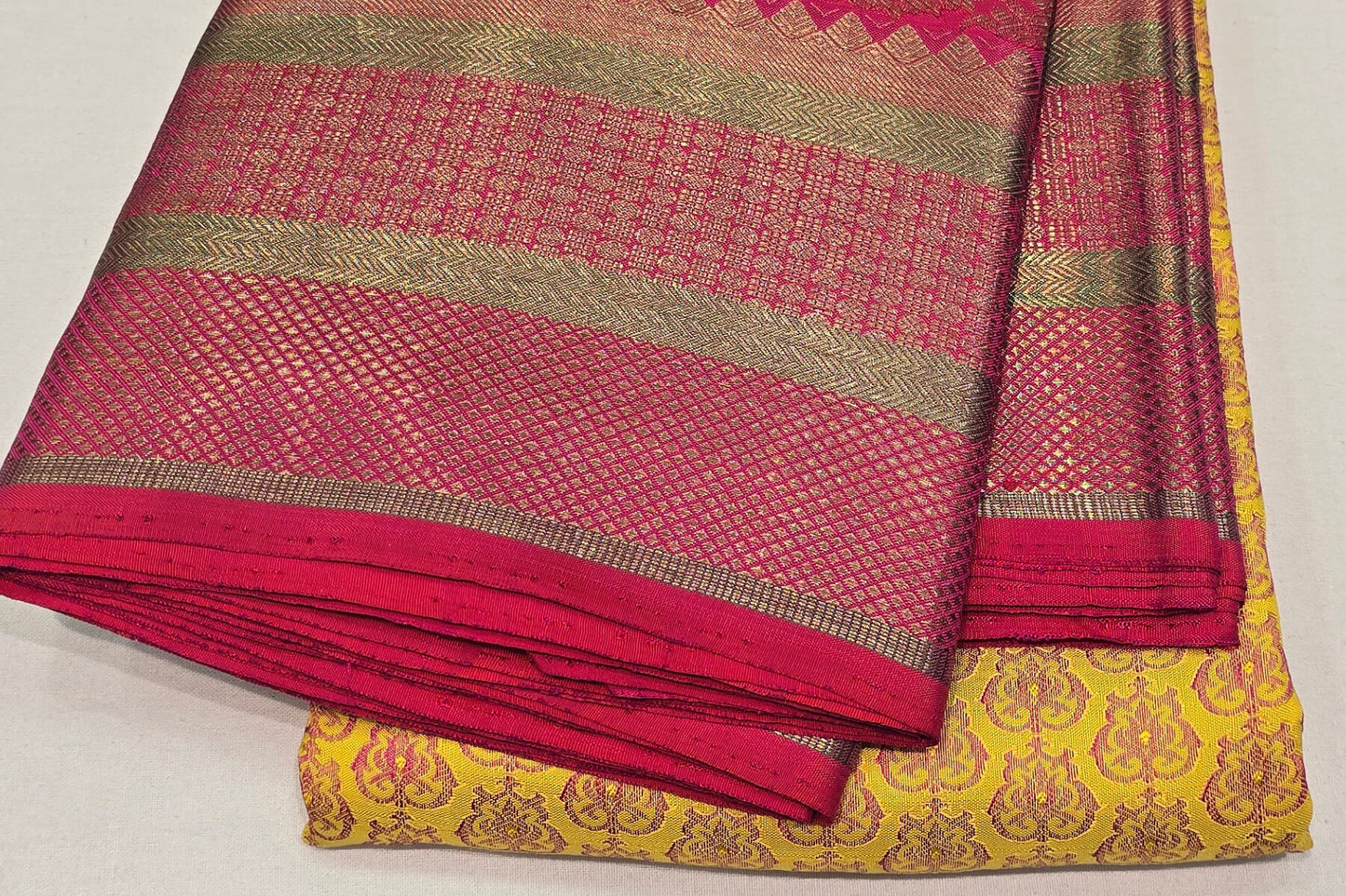 Kanjivaram Silk Saree SS6093