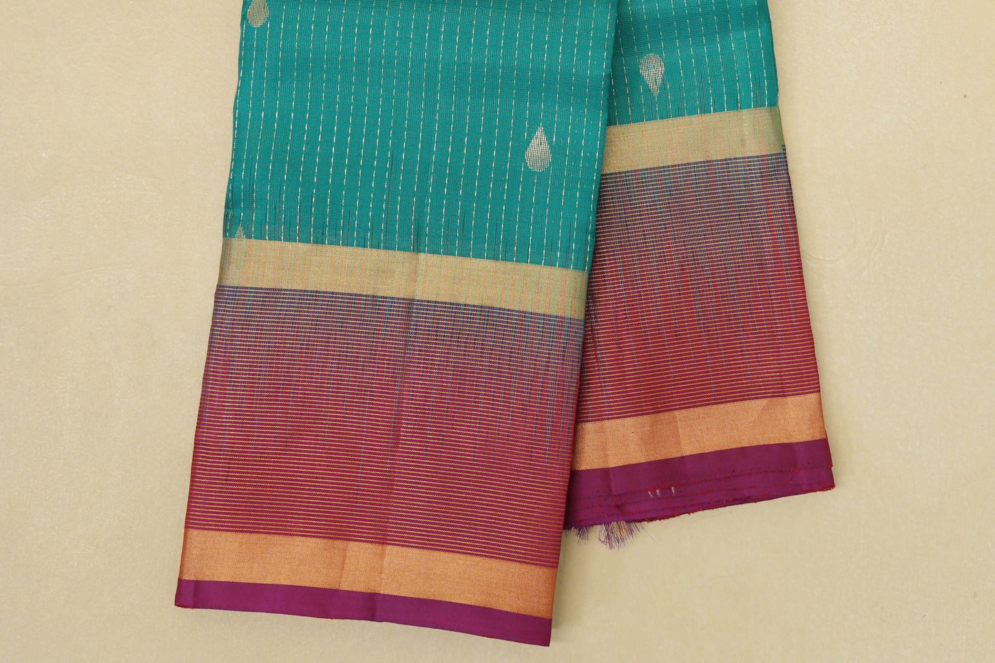 Aqua Green with Deep Magenta Borders Light Weight Kanjivaram Silk Saree SS8827