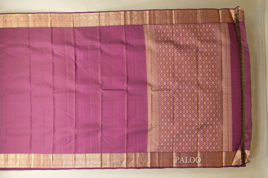 Dark magenta Light Weight Kanchipuram Silk Saree paloo