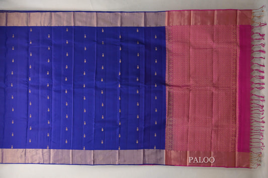 Deep Blue Light Weight Kanjivaram Silk Saree paloo