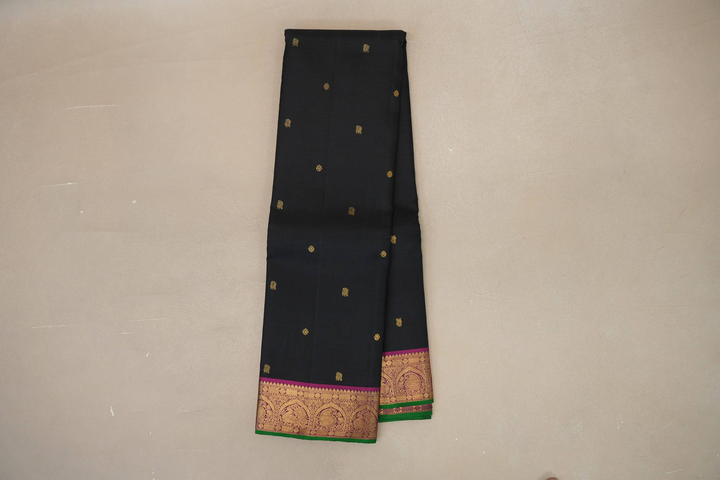 Black with Magenta borders Vintage Kanjivaram Silk Saree SS8882