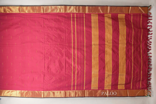Maroon Ten yards silk saree paloo