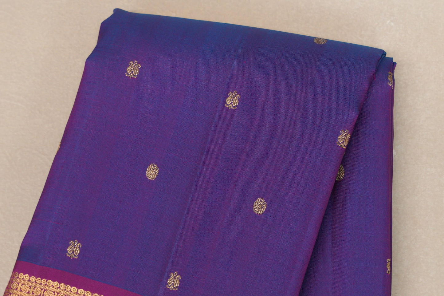 Dual Tone of Violet and Blue Vintage Kanjivaram Silk Saree SS8938