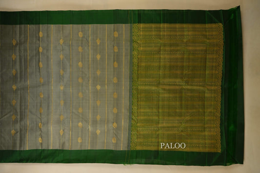 vintage kanjivaram silk saree paloo