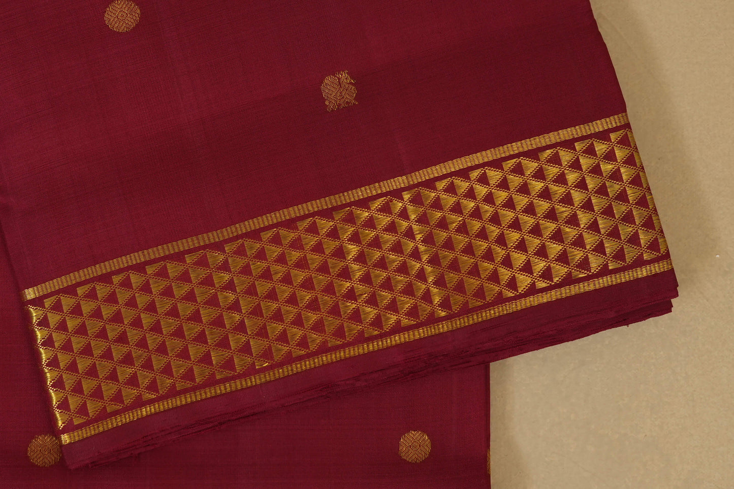 Maroon Ten yards silk saree SS7957
