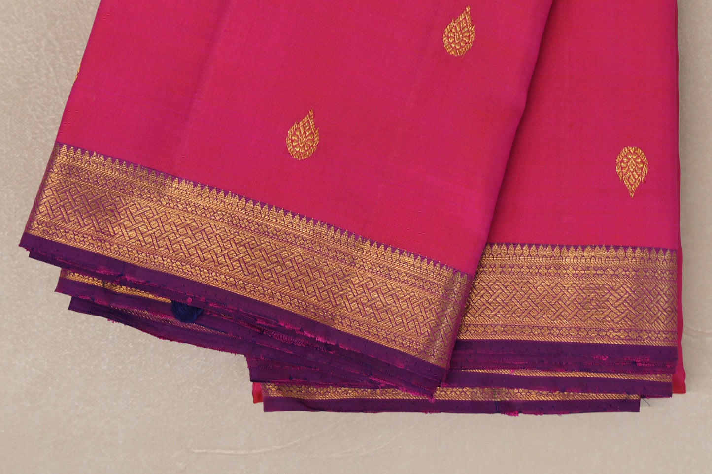 Dual Tone Orange and Pink with Dual Tone Pink and Blue Borders Vintage Kanjivaram Silk Saree SS9070