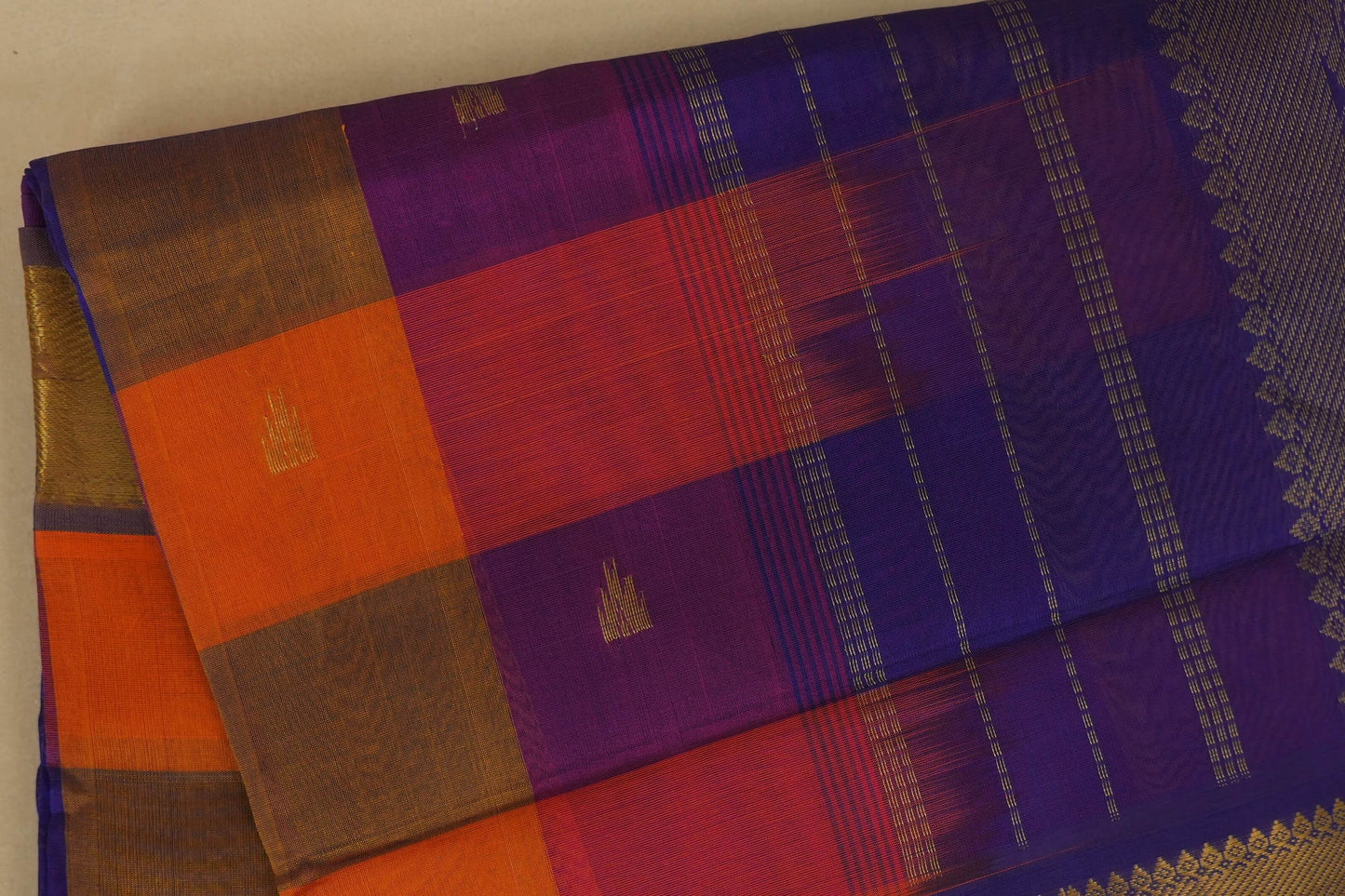 Multi color checks Nine and a half Yards Silk Cotton Saree body