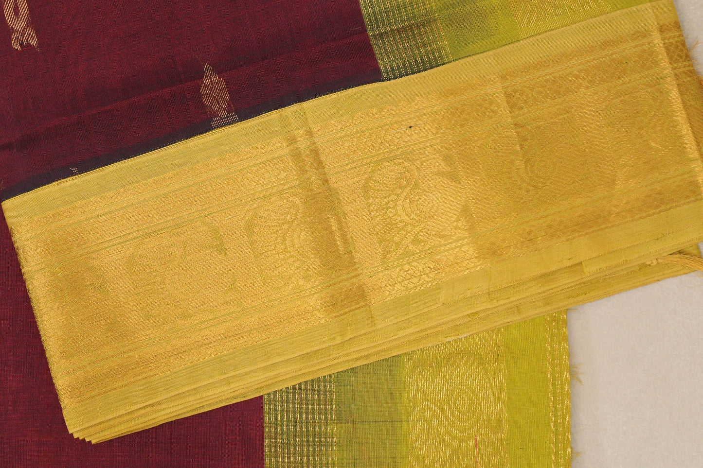 Deep Maroon with Yellowish Green Borders Vintage Silk Cotton Saree SS9134