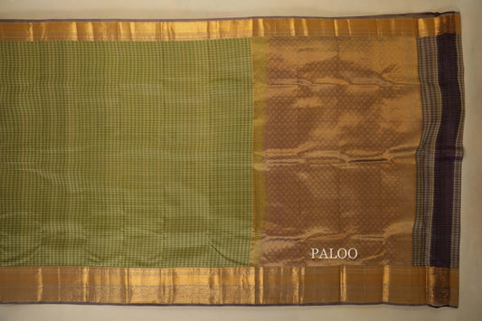 Pista Green Light weight Kanchipuram Silk Saree Paloo