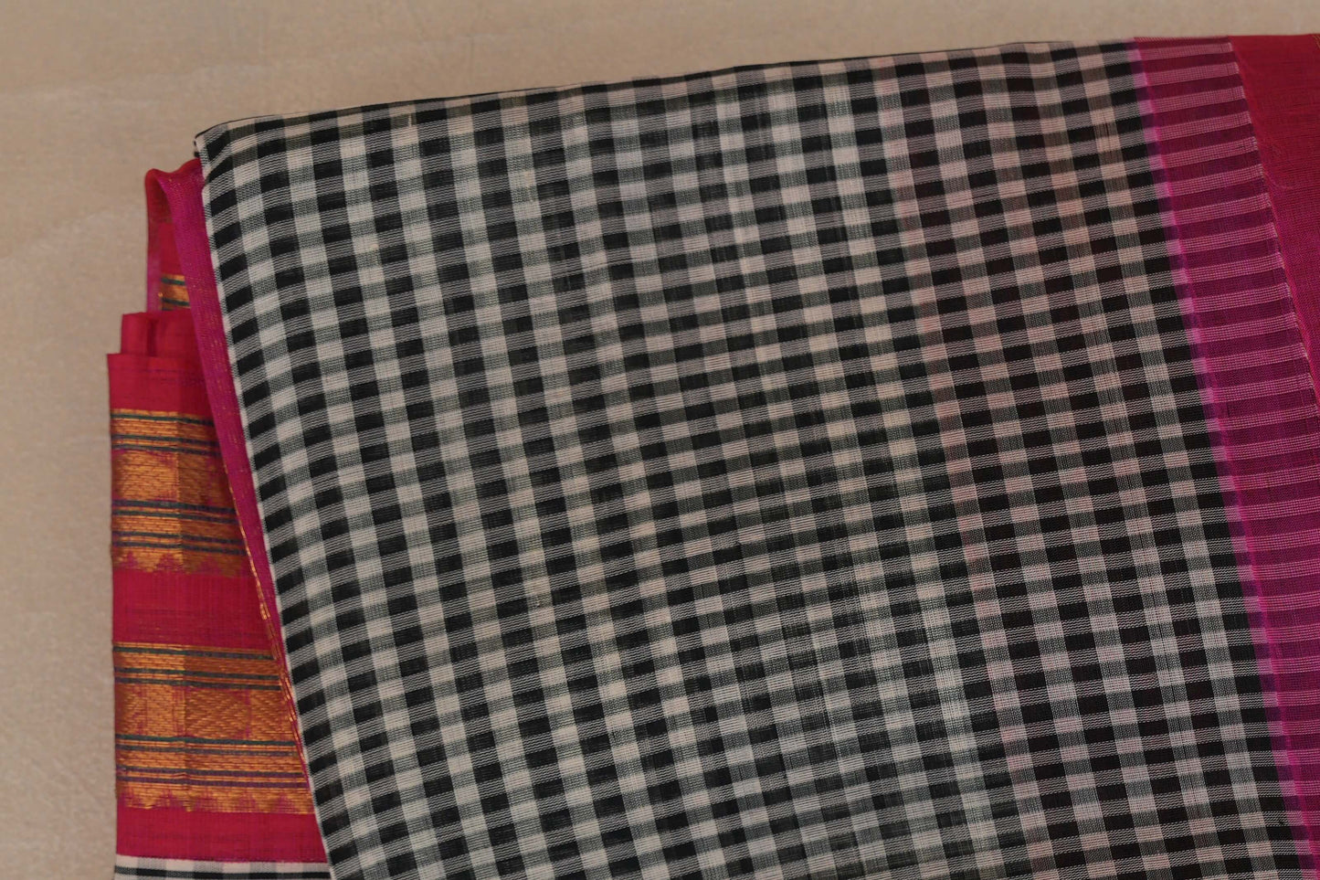 Black and White Checks with Bright pink Nine and a half Yards Silk Cotton Saree SS9149