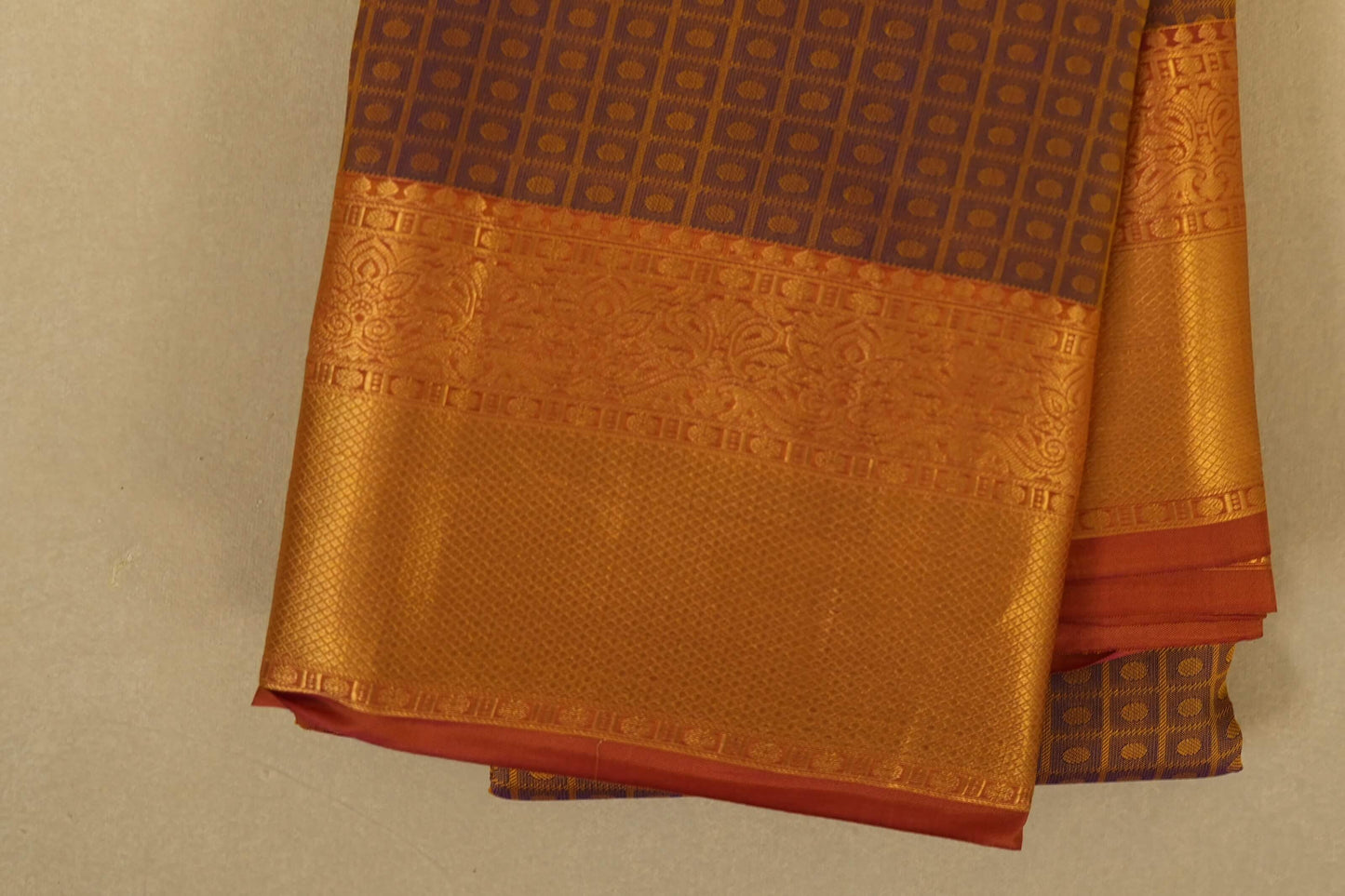 Purple with Mustard Body Light Weight Kanchipuram Silk Saree border zoom