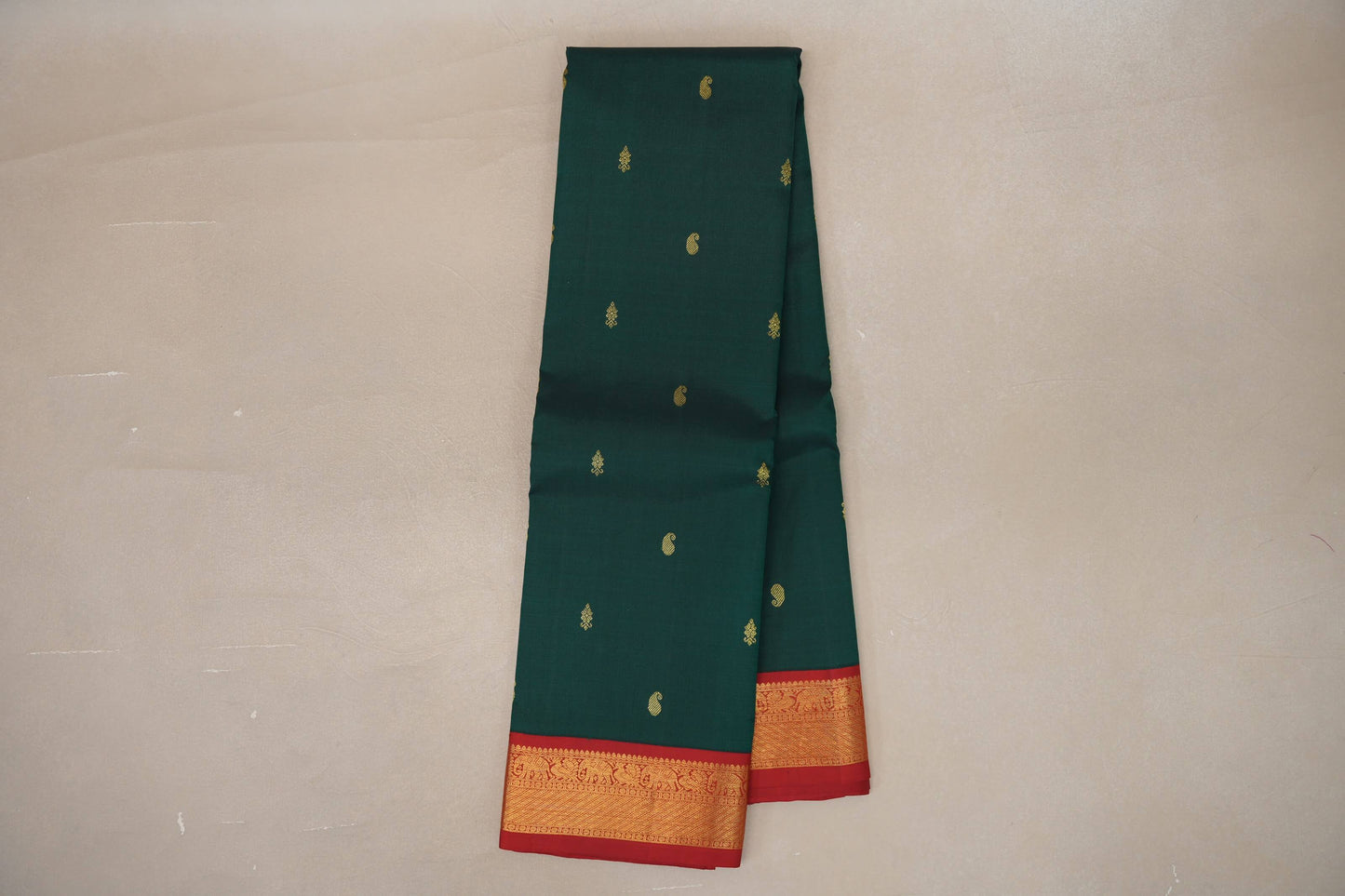 Deep Green with bright red Vintage Kanjivaram Silk Saree SS9207