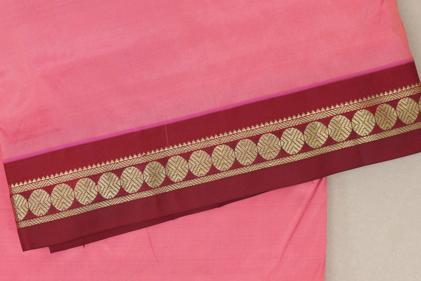 light rani pink Ten Yards Silk Saree border zoom
