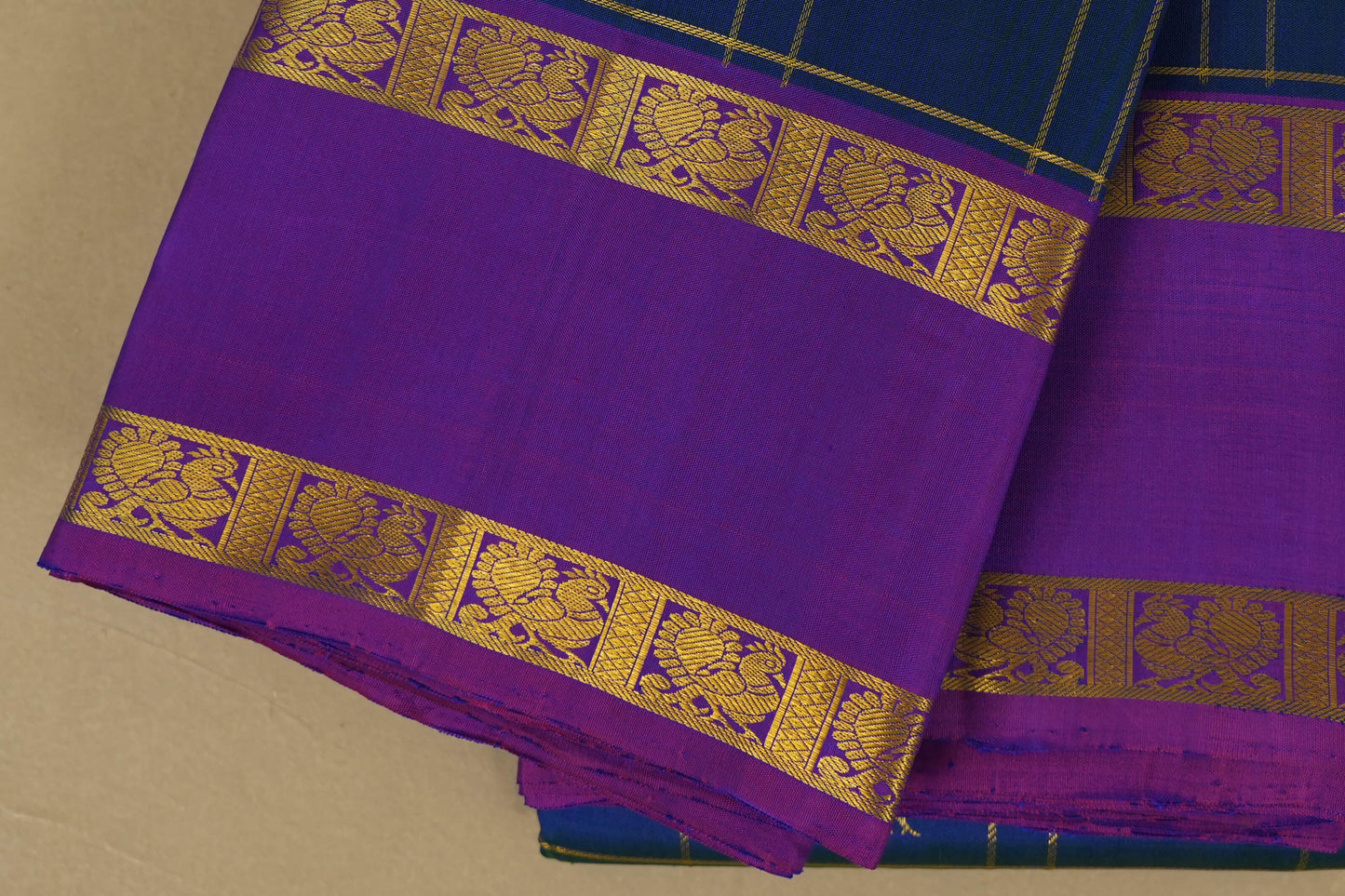 Peacock Blue with Magenta Borders Vintage Kanjivaram Silk Saree borders