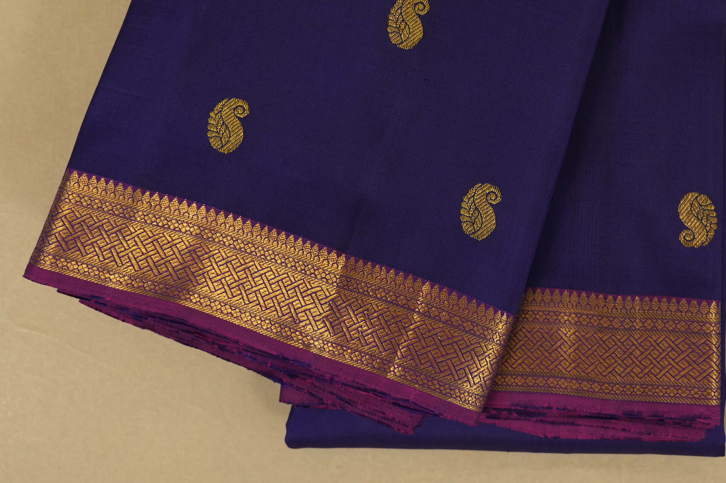 Purple with Magenta Borders Vintage Kanjivaram Silk Saree borders