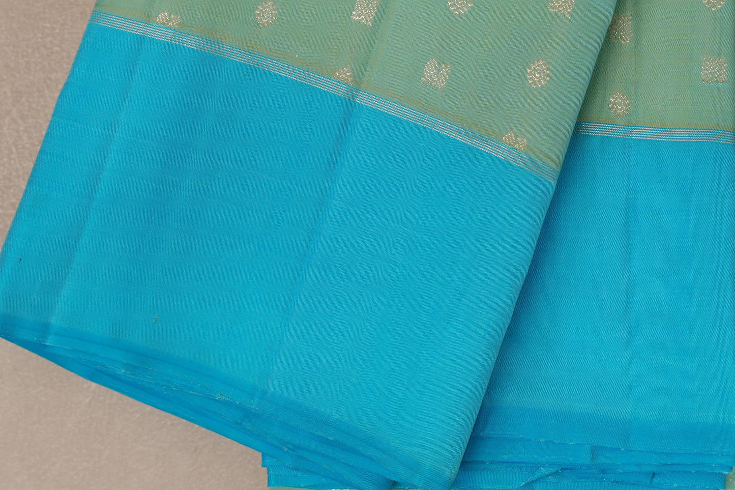 Dual Tone Mint Green and Aqua Blue Vintage Kanjivaram Silk Saree borders