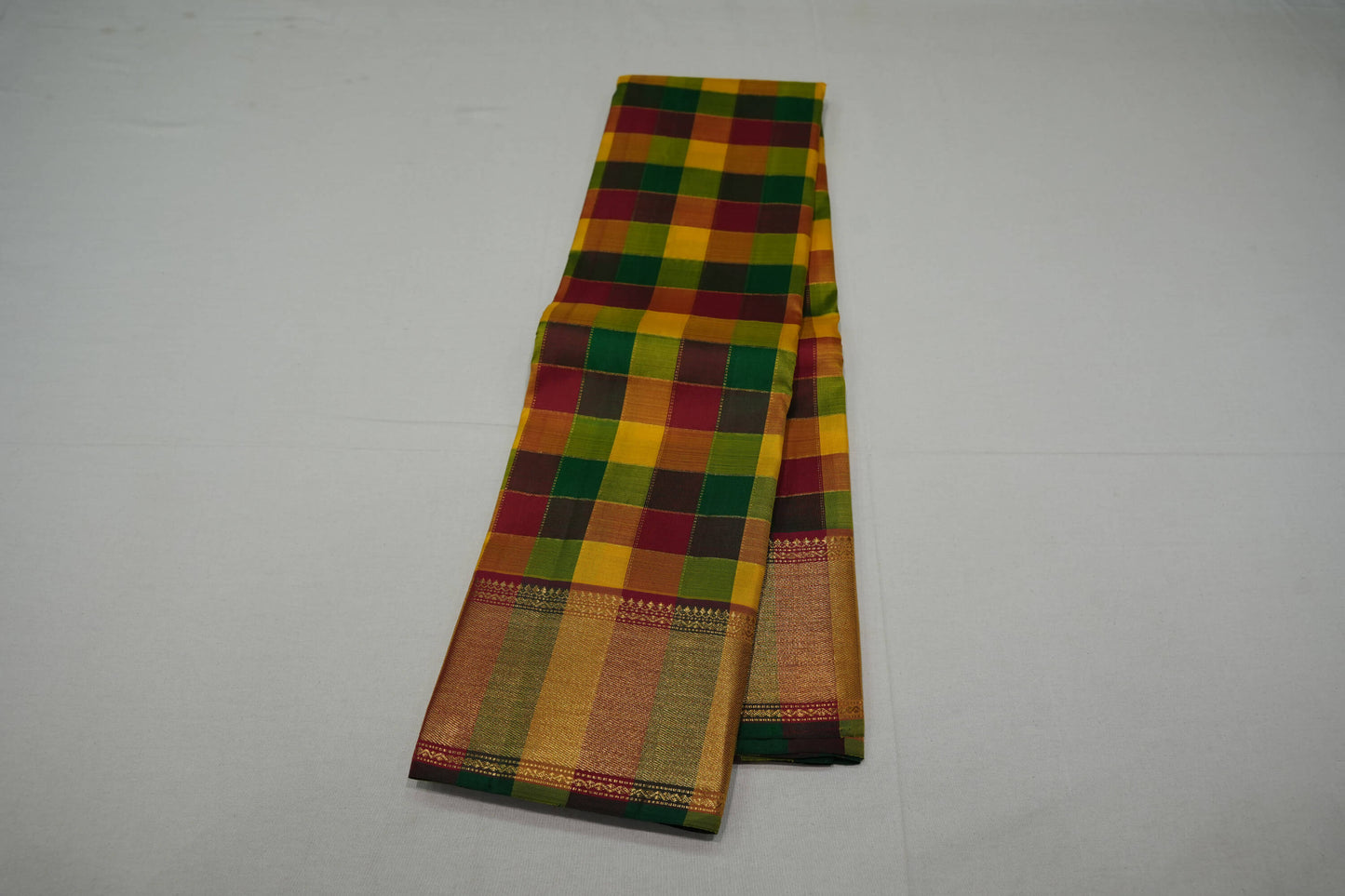 Checked vintage kanchipuram silk saree