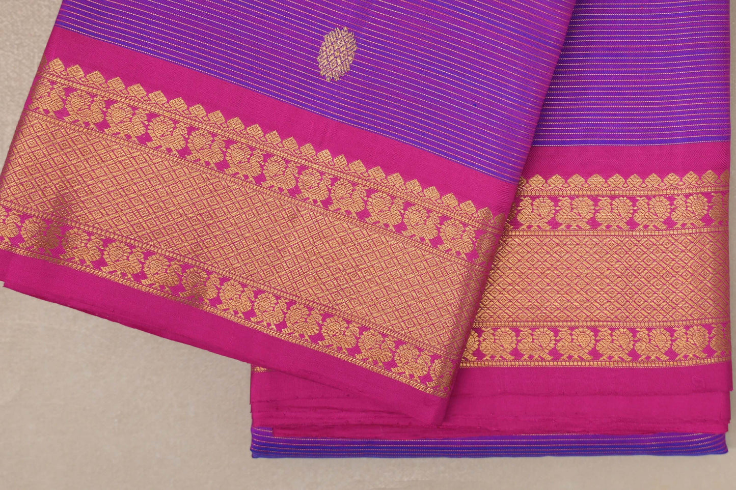 Dual Tone of Pink and Blue with Rani Pink Borders Vintage Kanjivaram Silk Saree borders