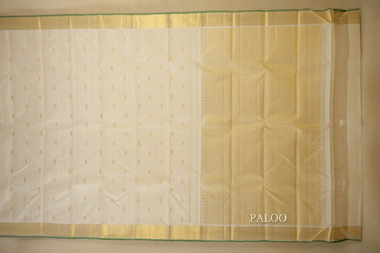 Half White Vintage Kanjivaram Silk Saree Paloo
