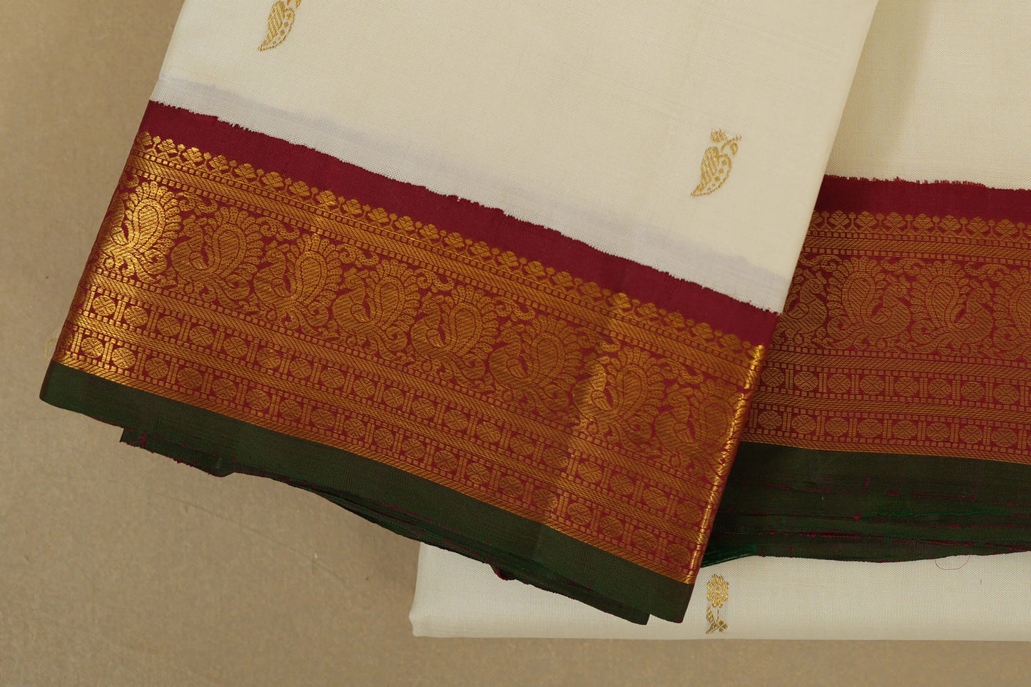 White with Maroon Borders Vintage Kanjivaram Silk Saree online