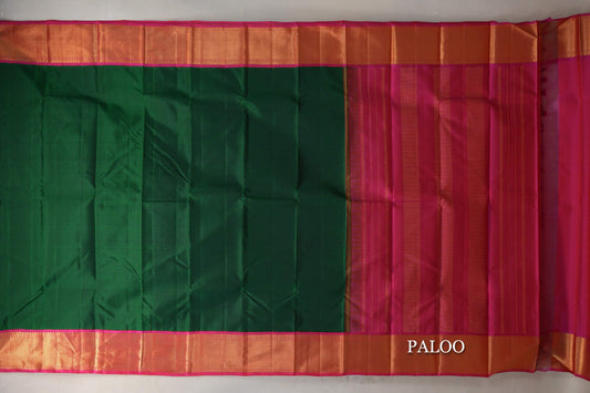 Dark Forest Green with Orangish Pink Borders Vintage Kanjivaram Silk Saree paloo