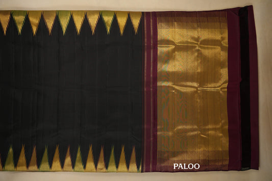 Black Vintage Kanjivaram Silk Saree paloo