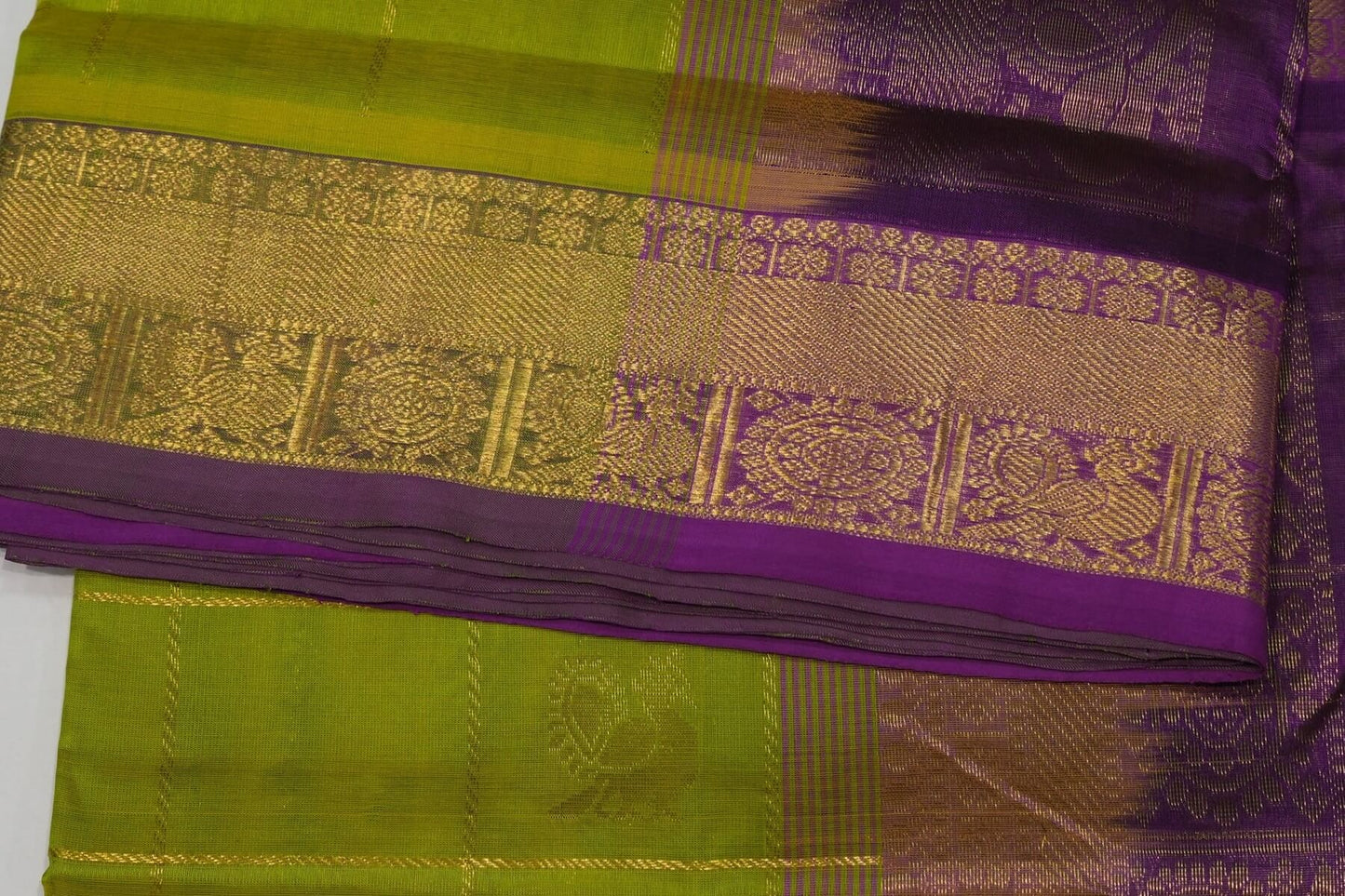 Checked nine and half yards madisar silk cotton saree