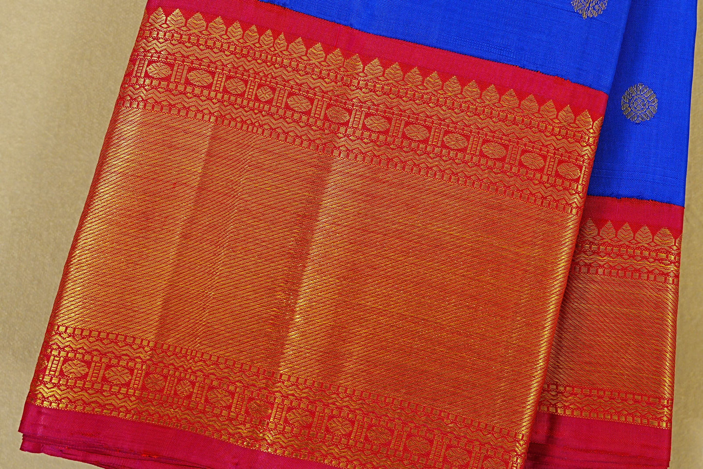 Royal Blue Vintage Kanjivaram Silk Saree border zoom