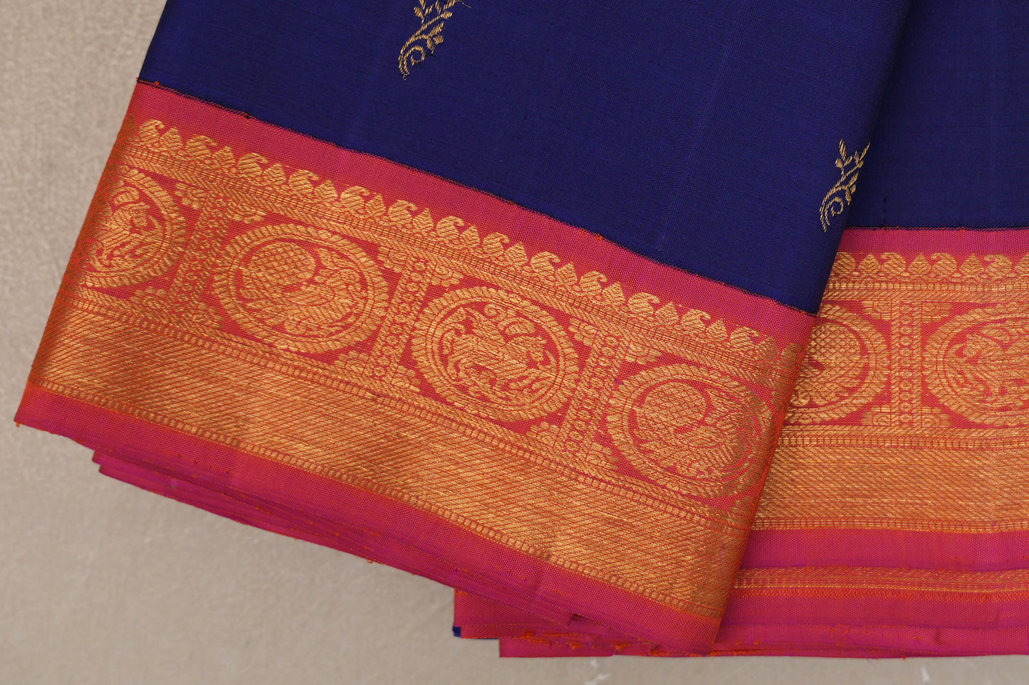 Deep Blue Vintage Kanjivaram Silk Saree border