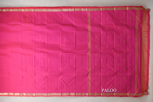 Orangish Pink Light Weight Kanjivaram Silk Saree paloo