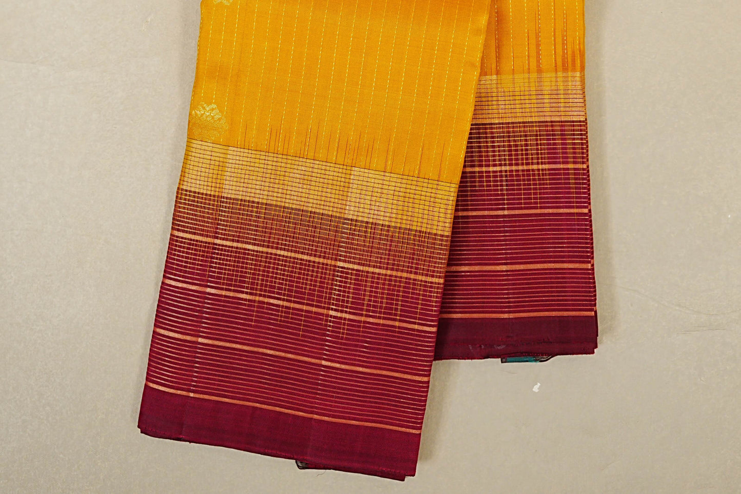 Mango Yellow Light weight Kanchipuram Silk Saree borders zoom
