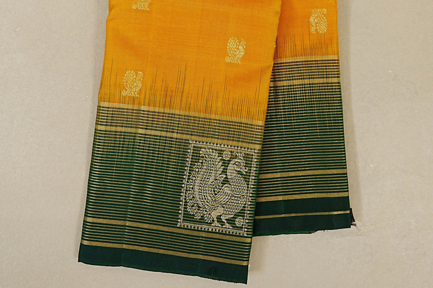 Mango Yellow Light Weight Kanchipuram Silk Saree border zoom
