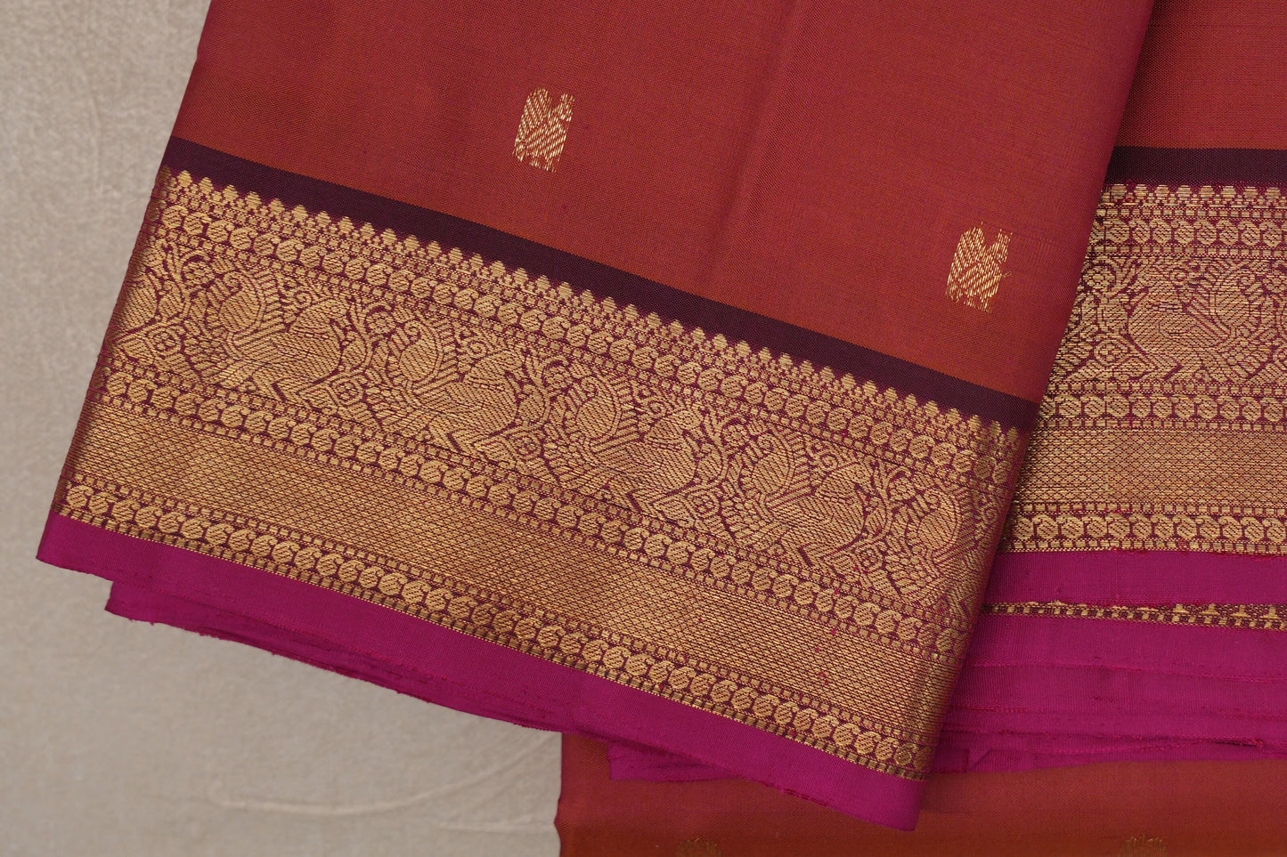 Dual Tone of Rust Orange & Magenta Vintage Kanjivaram Silk Saree border