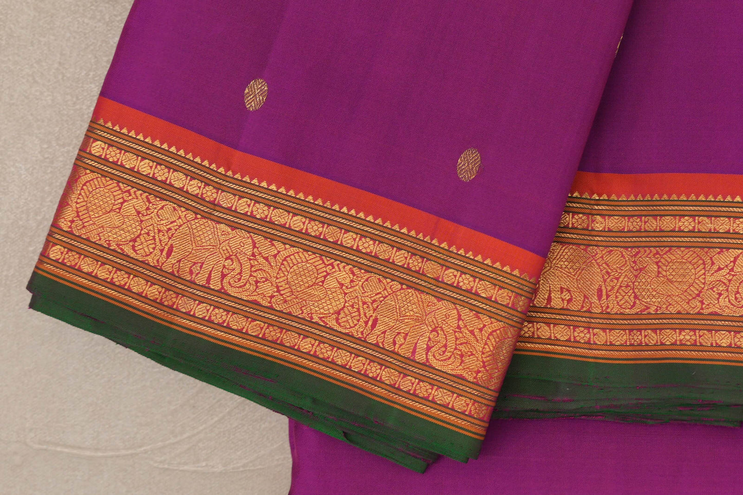 Magenta Vintage Kanjivaram Silk Saree border