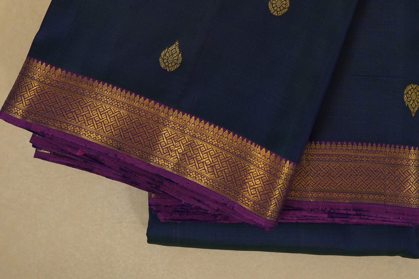 kanchipuram silk saree borders