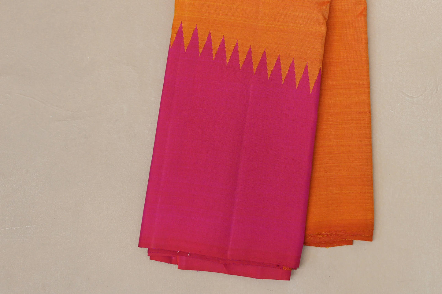 Reddish Orange with Bright Pink Borders Vintage Kanjivaram Silk Saree border zoom