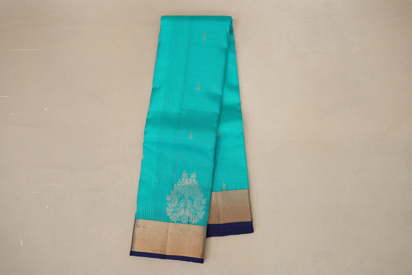 Deep sky blue with Navy Blue Borders Light Weight Kanchipuram Silk Saree SS8782