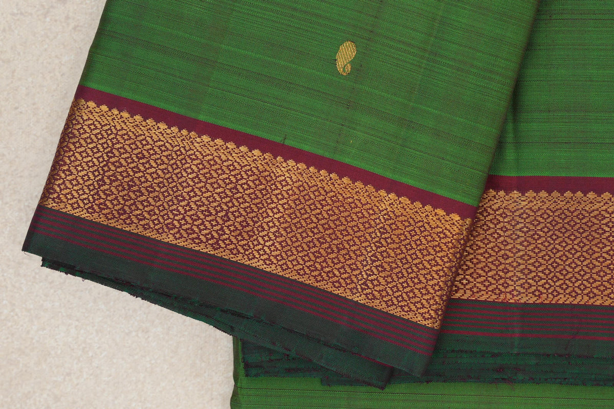Leaf Green Vintage Kanjivaram Silk Saree border