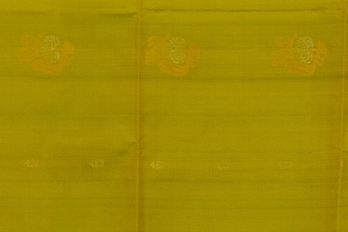 Soft silk saree AC527