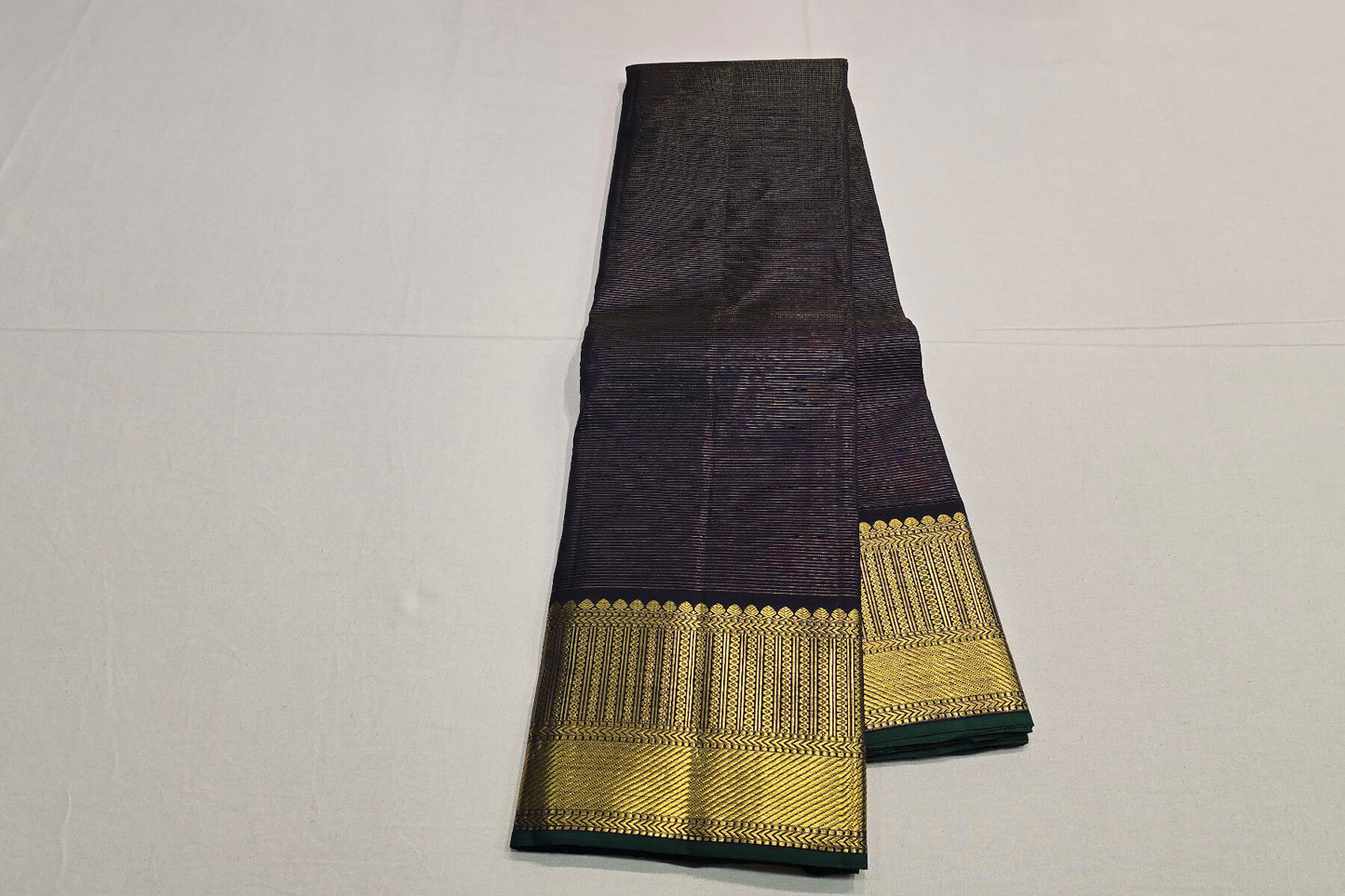 Navy Blue Vaira Oosi Kanjivaram Silk Saree SS5839