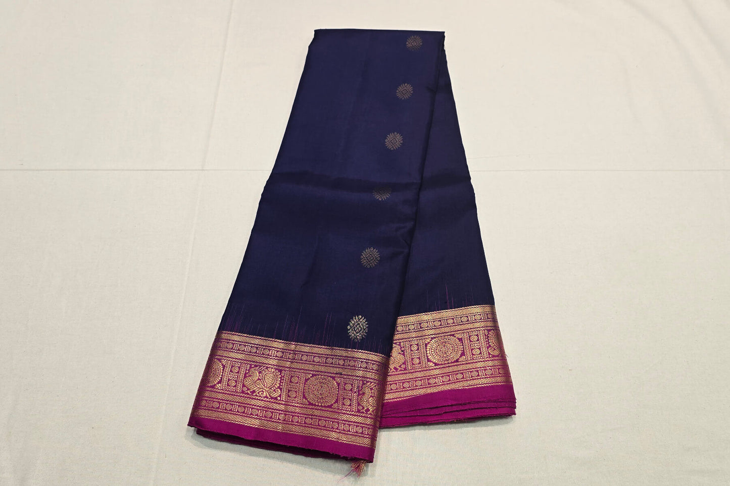 Light Weight Kanjivaram Silk Saree SS5843