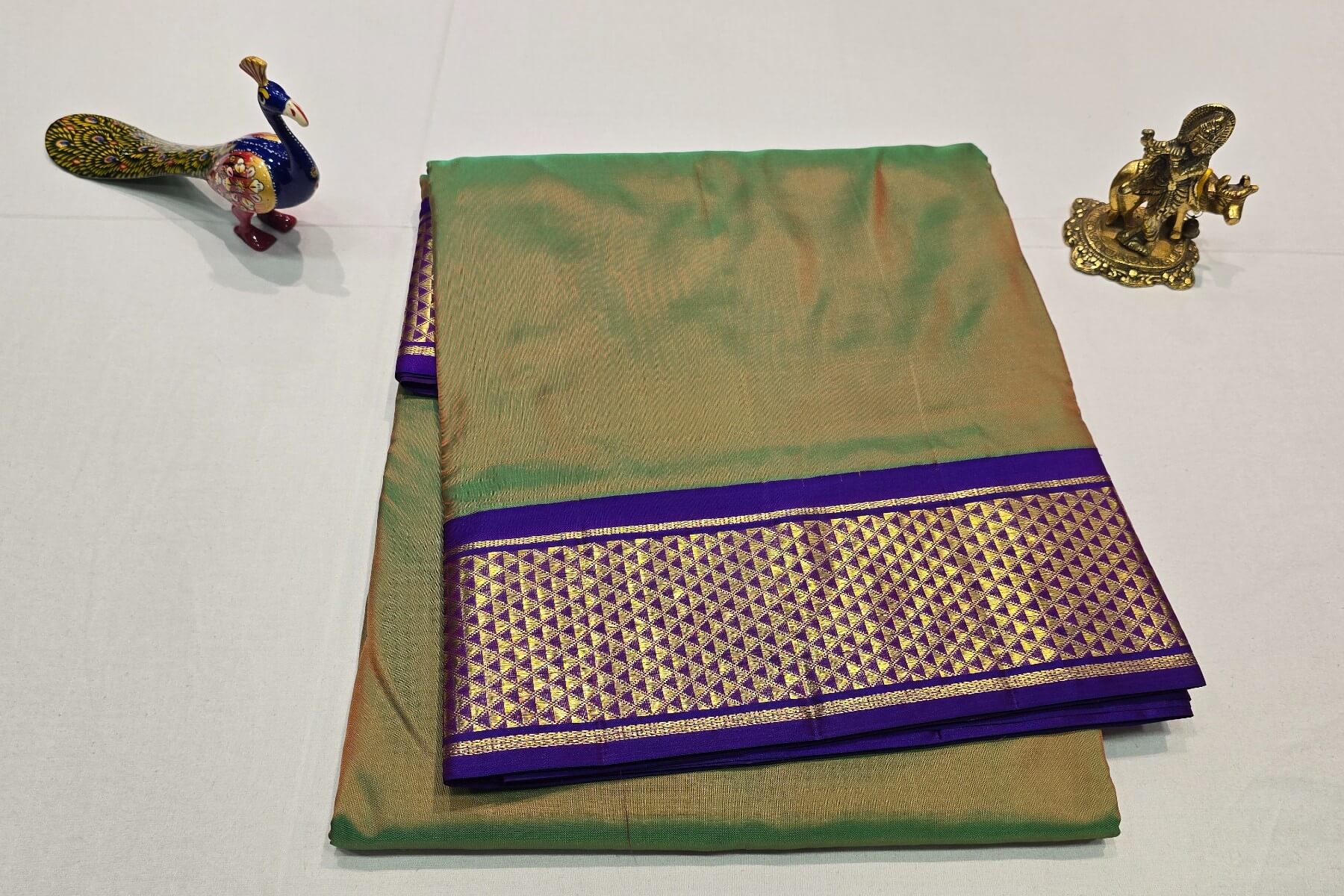 Mehendi green Ten yards silk saree SS5877