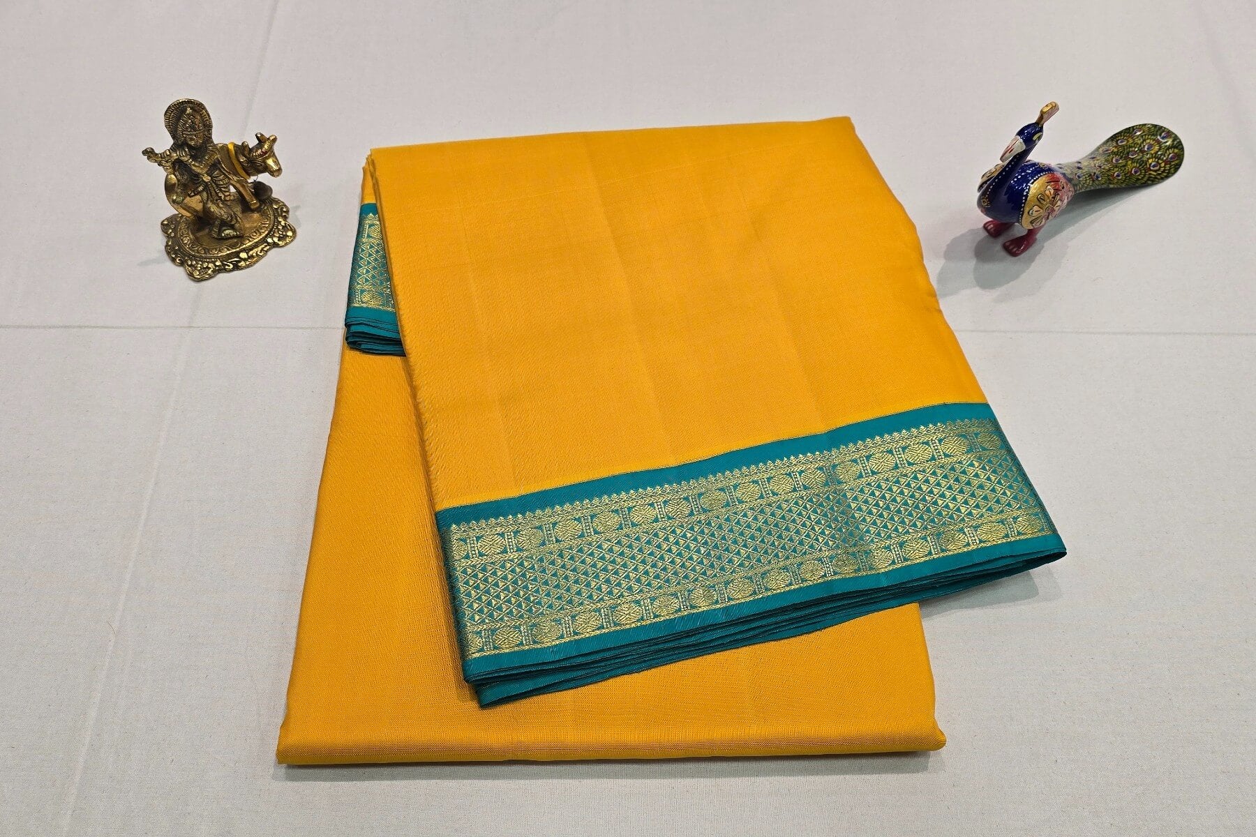 Yellow Ten yards silk saree SS5900